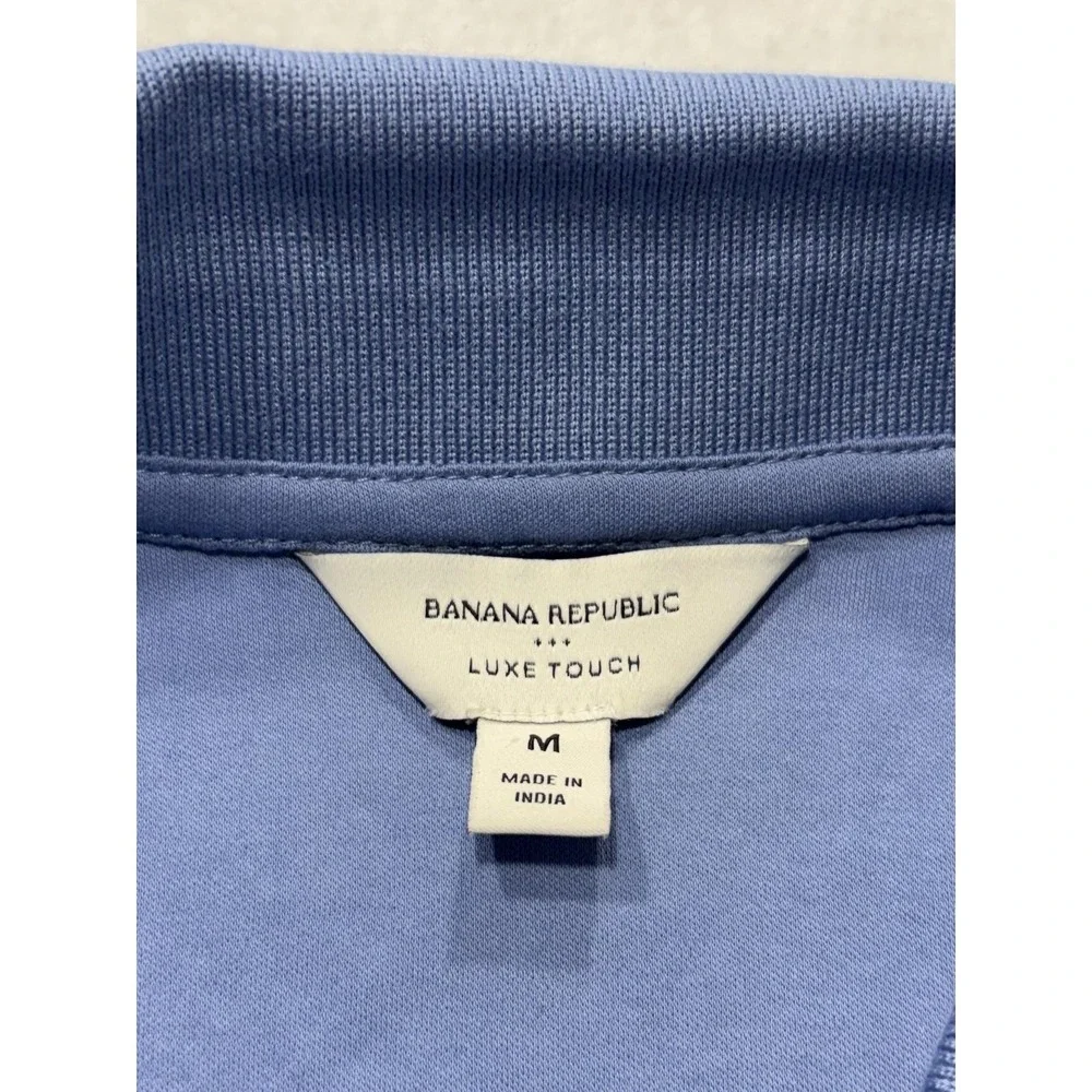 Banana Republic Luxe Touch Polo Shirt Mens Medium Blue Short Sleeve V Neck